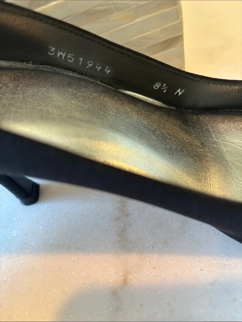 Stuart Weitzman Black Pointed-Toe Pump